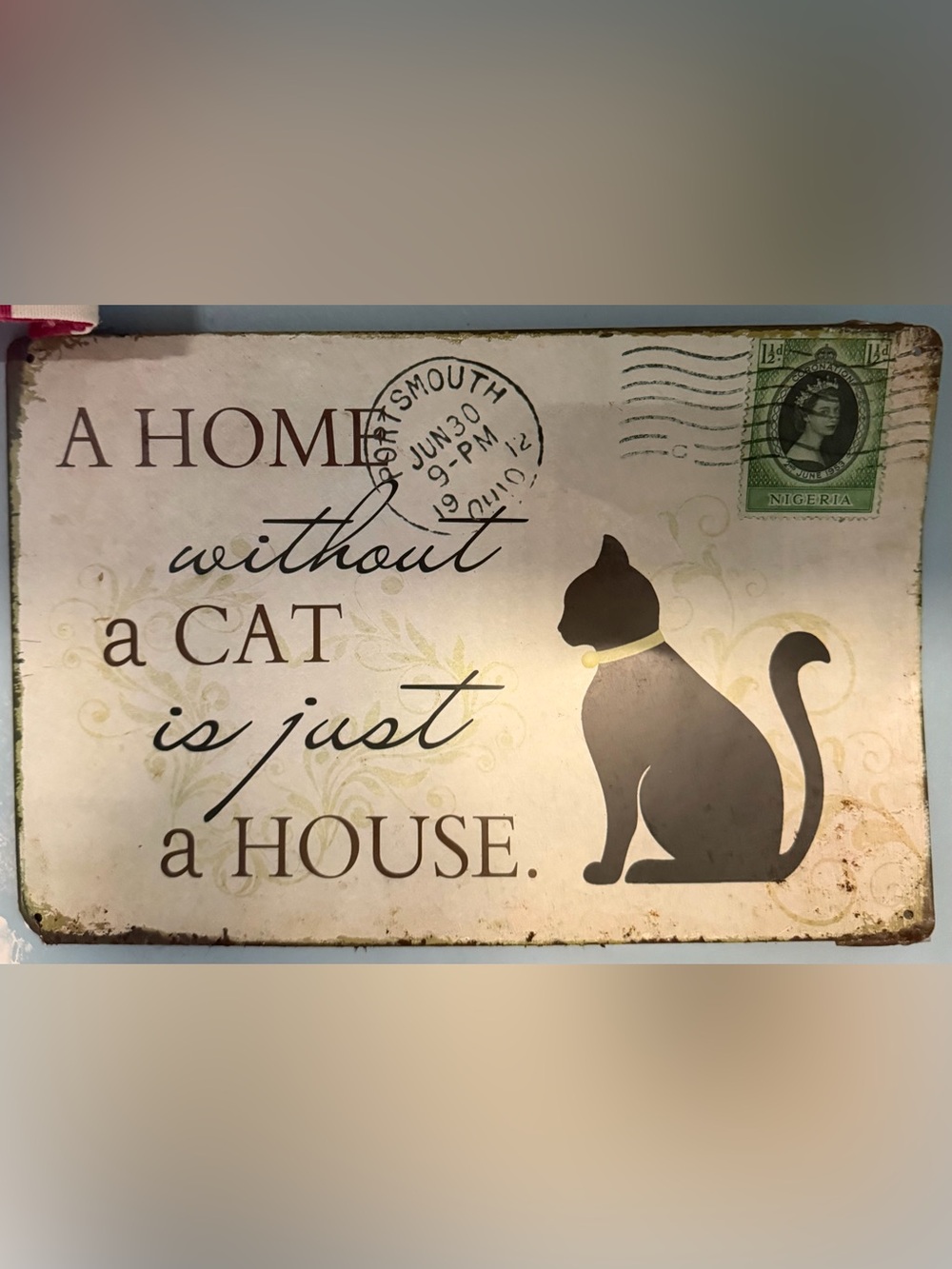 Home Wall Decor Cat Silhouette Sign in Black and Cream